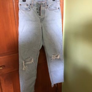 Levi’s wedgie fit jeans